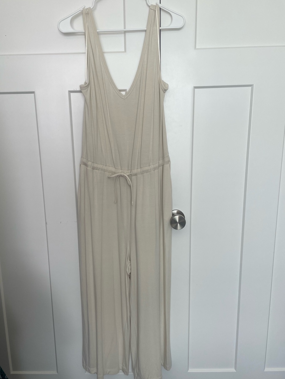 Banana Republic Cream Sleeveless V-Neck Jersey Jumpsuit